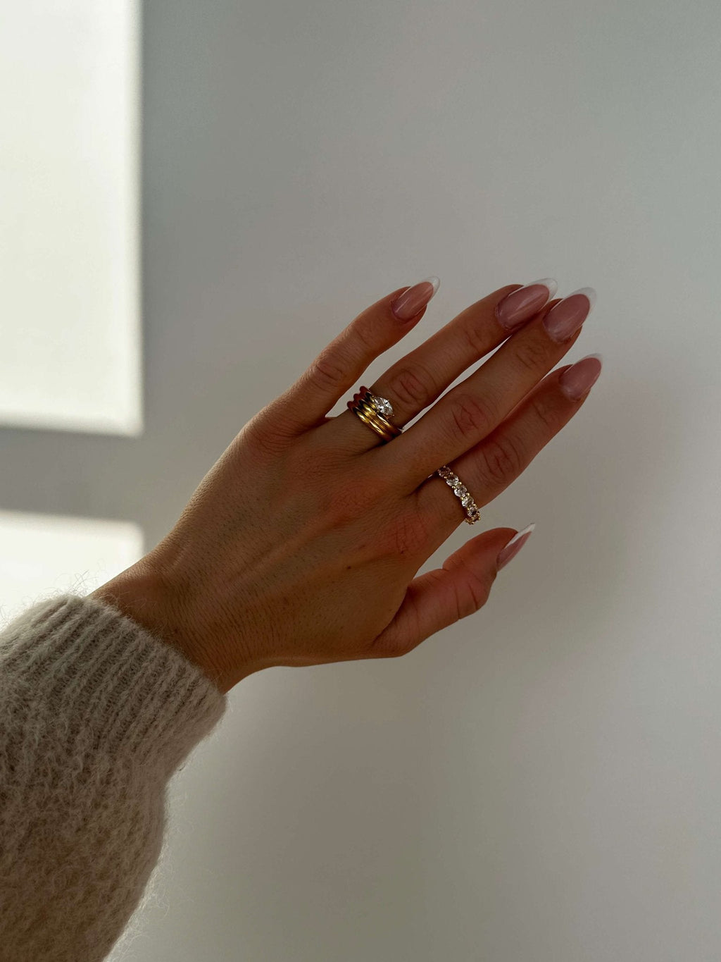 Amia Radiant Zirconia Band Ring