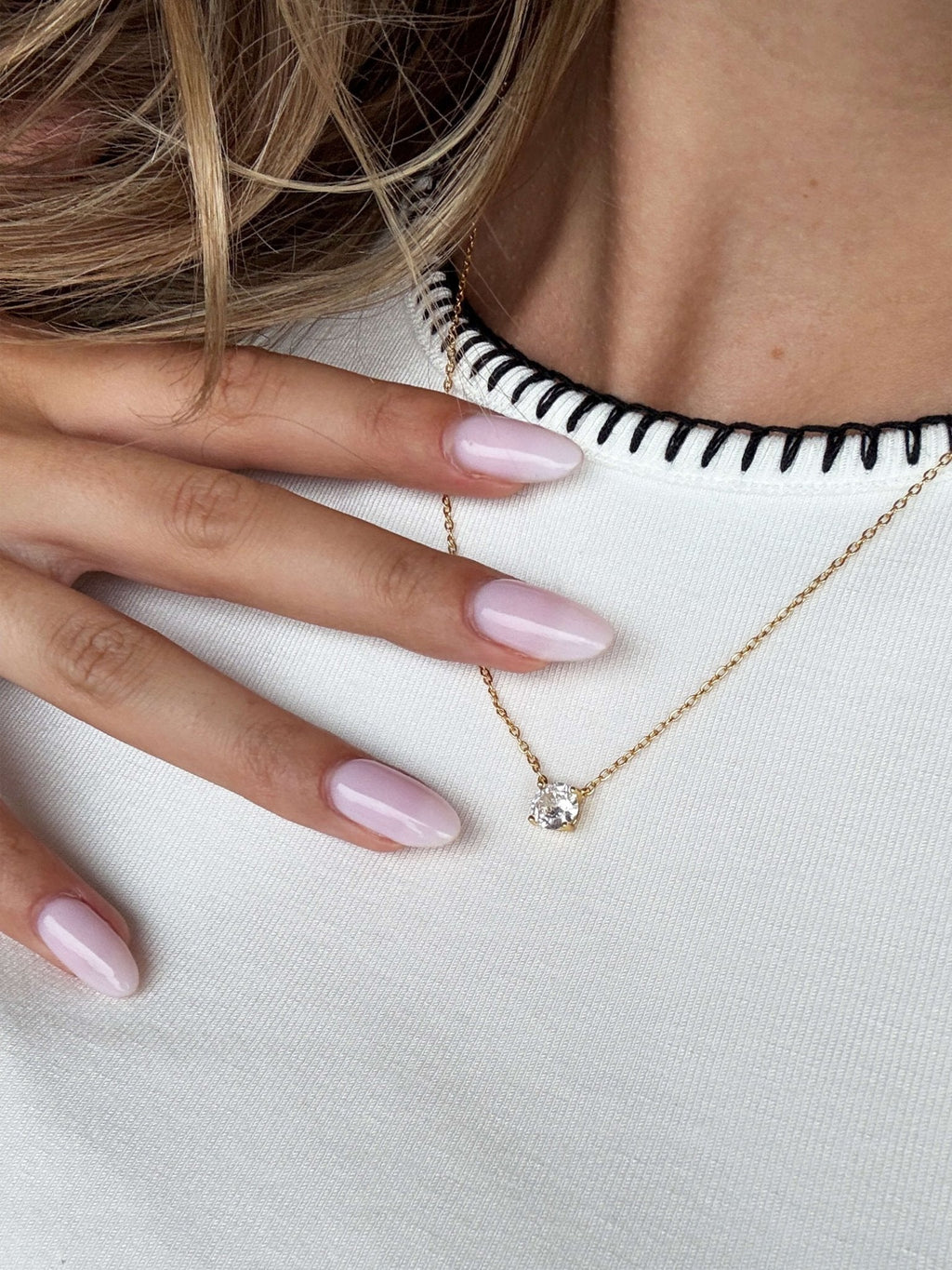 Aralyn Round Zirconia Pendant Necklace