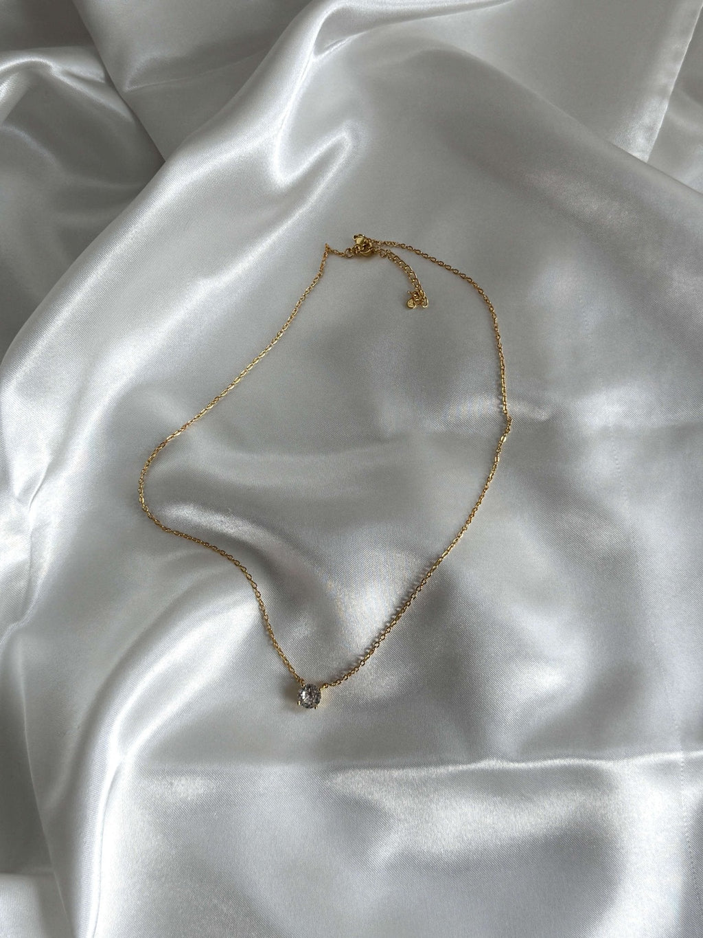 Aralyn Round Zirconia Pendant Necklace