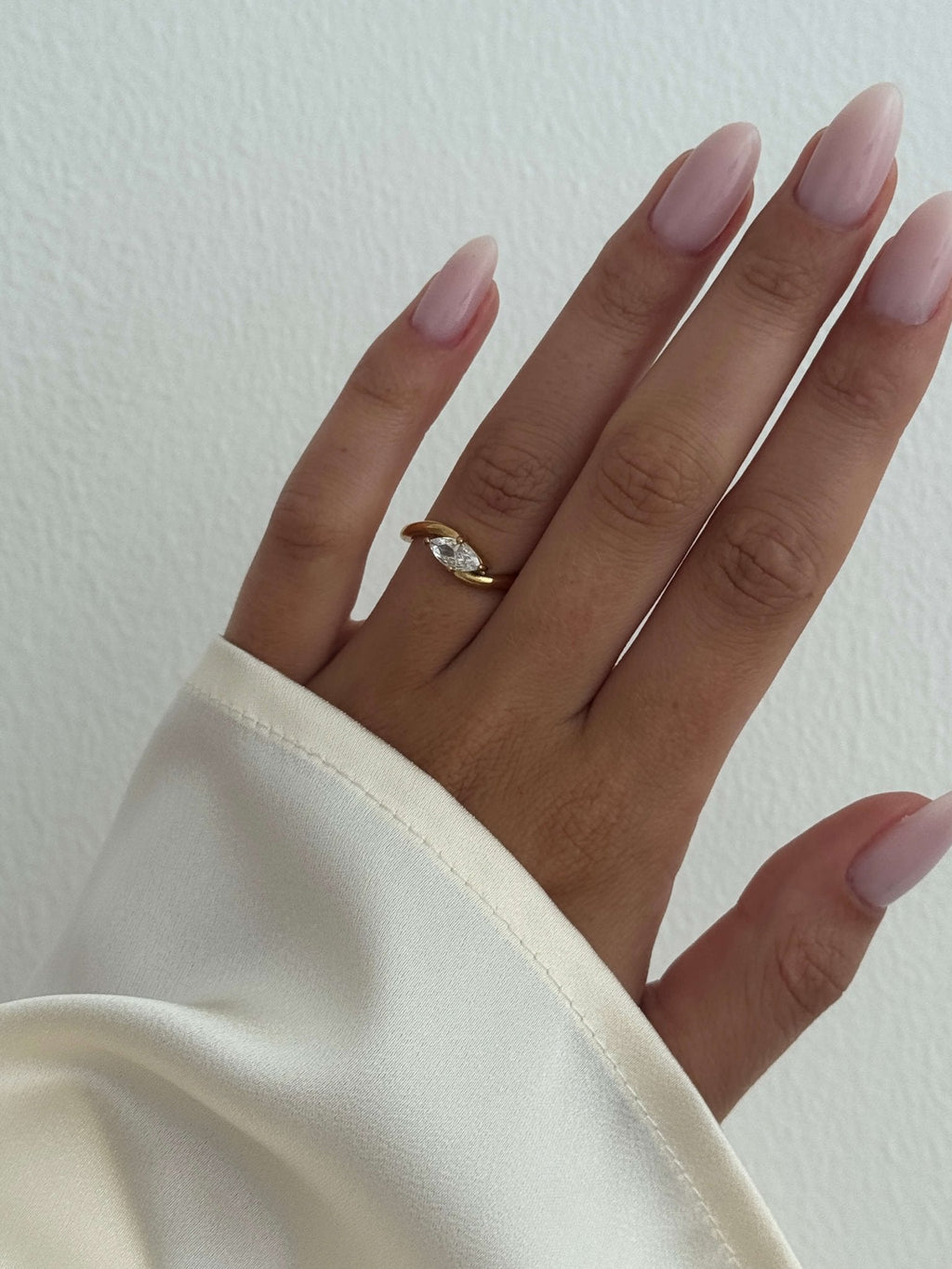 Calista Twisted Elegance Band Ring