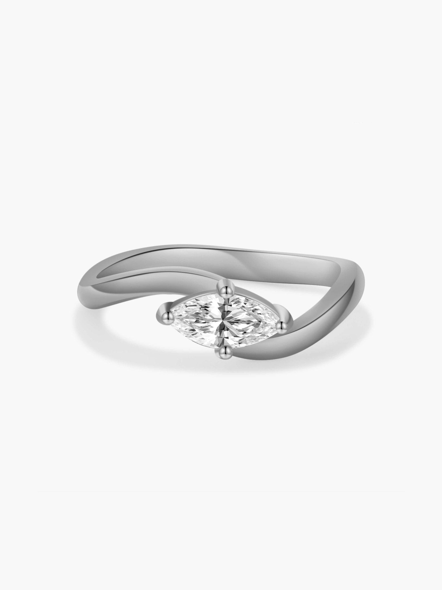 Calista Twisted Elegance Band Ring