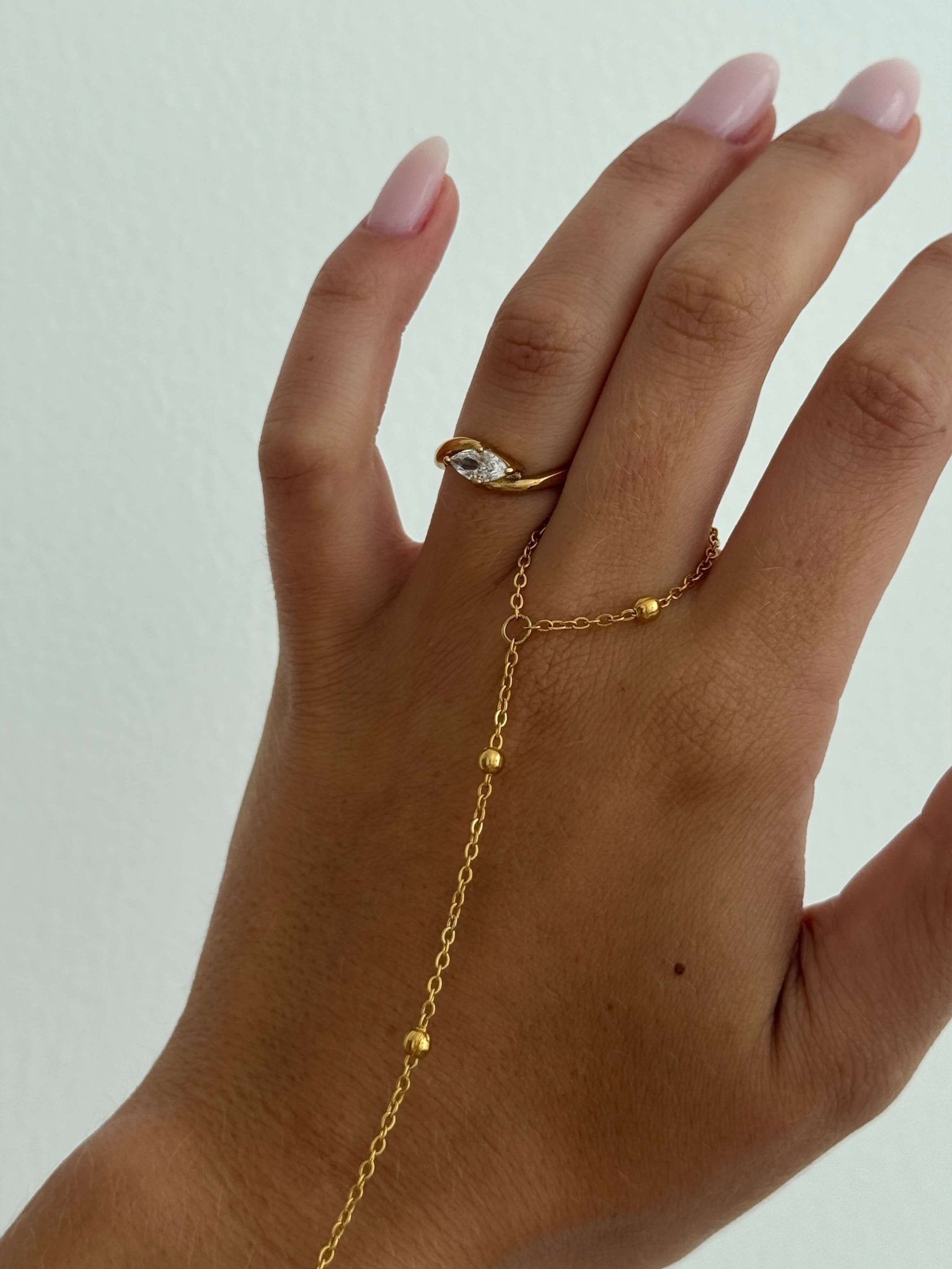 Calista Twisted Elegance Band Ring