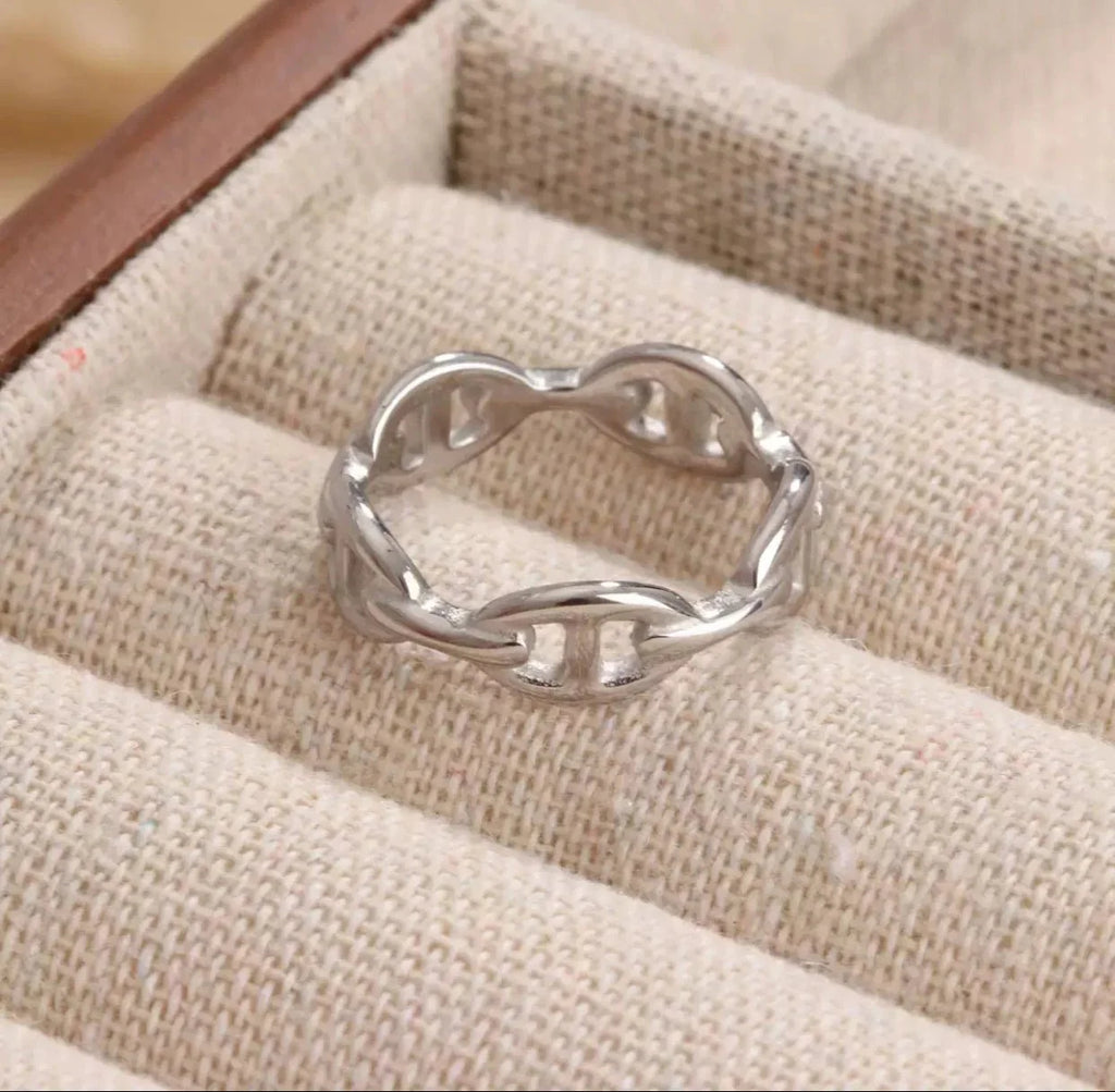 Elaine Irregular Shaped Ring