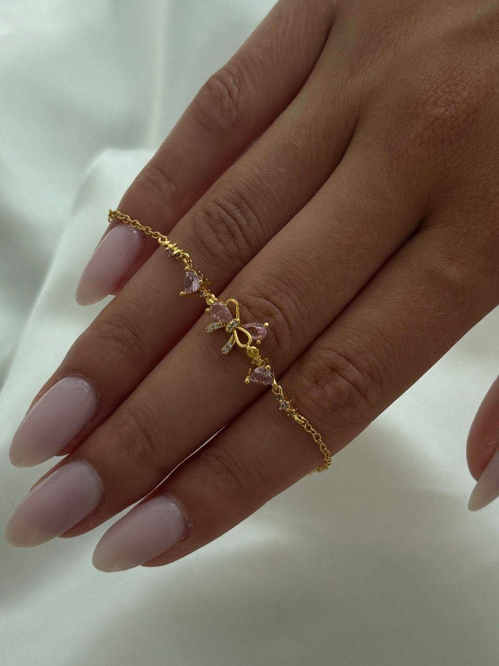 Jasmine Zirconia Bow Detail Chain Bracelet