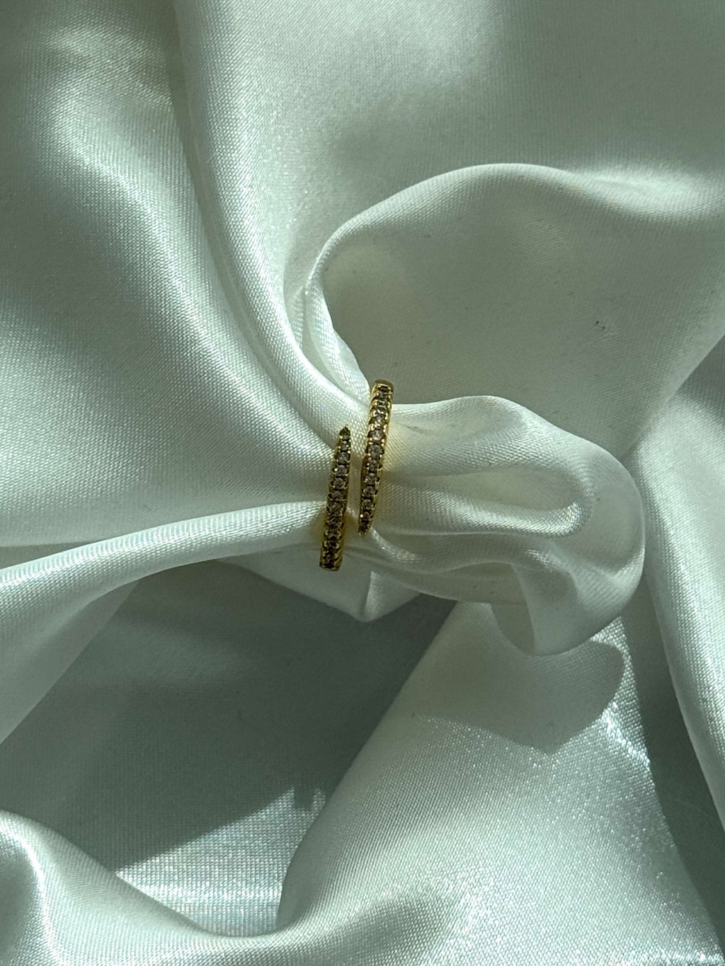 Lydia Twirl Pavé Ring