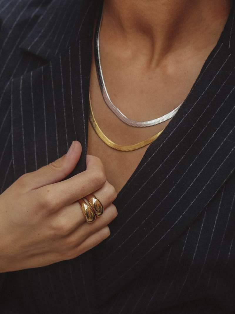 Sleek Flat Chain Necklace