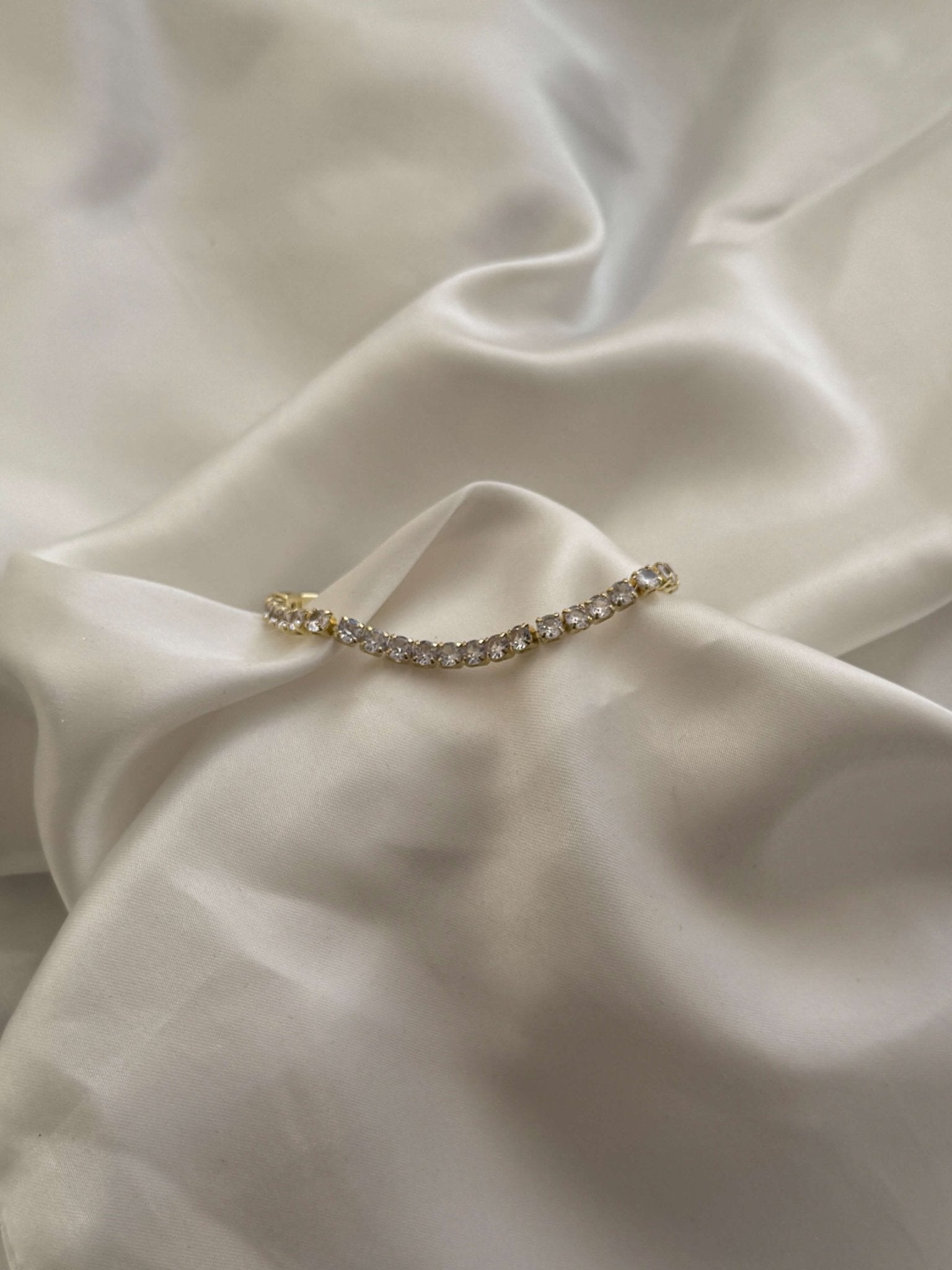 Round Cut Zirconia Tennis Bracelet