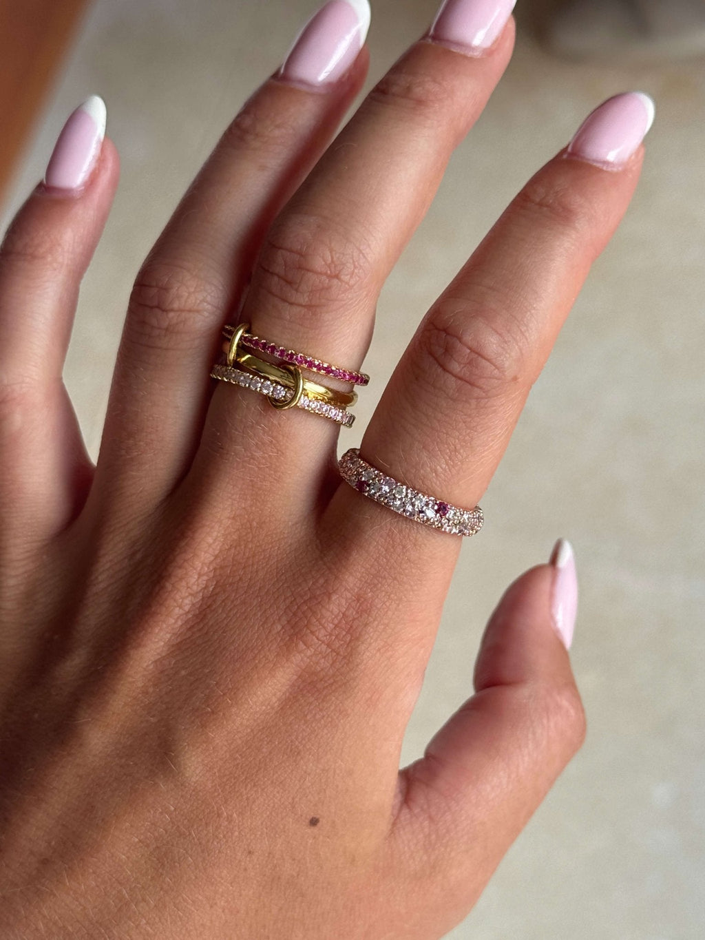 Valentina Gradient Rhinestone Band Ring