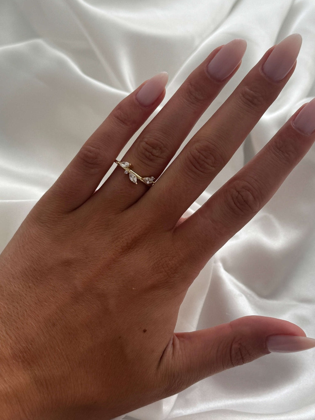 Vanya Leaf Zirconia Band Ring