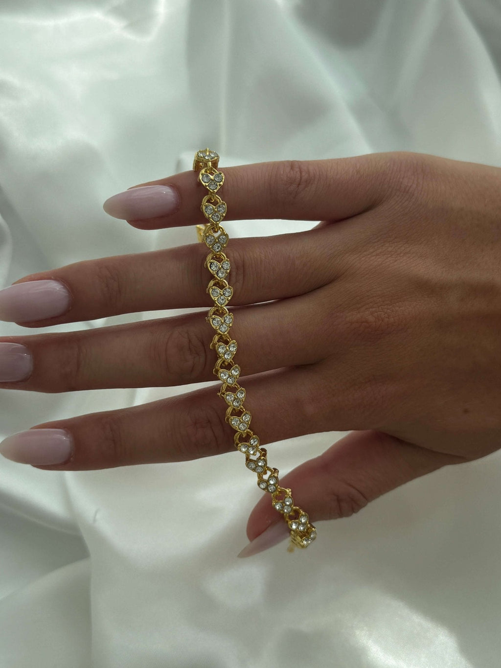 Viona Heart Zirconia Tennis Bracelet