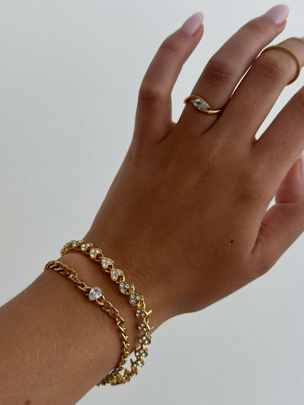 Xylia Pear Cut Zirconia Chain Bracelet