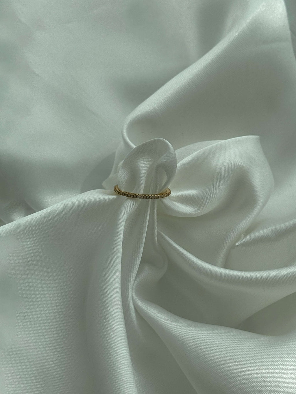 Yalina Slim Pavé Band Ring