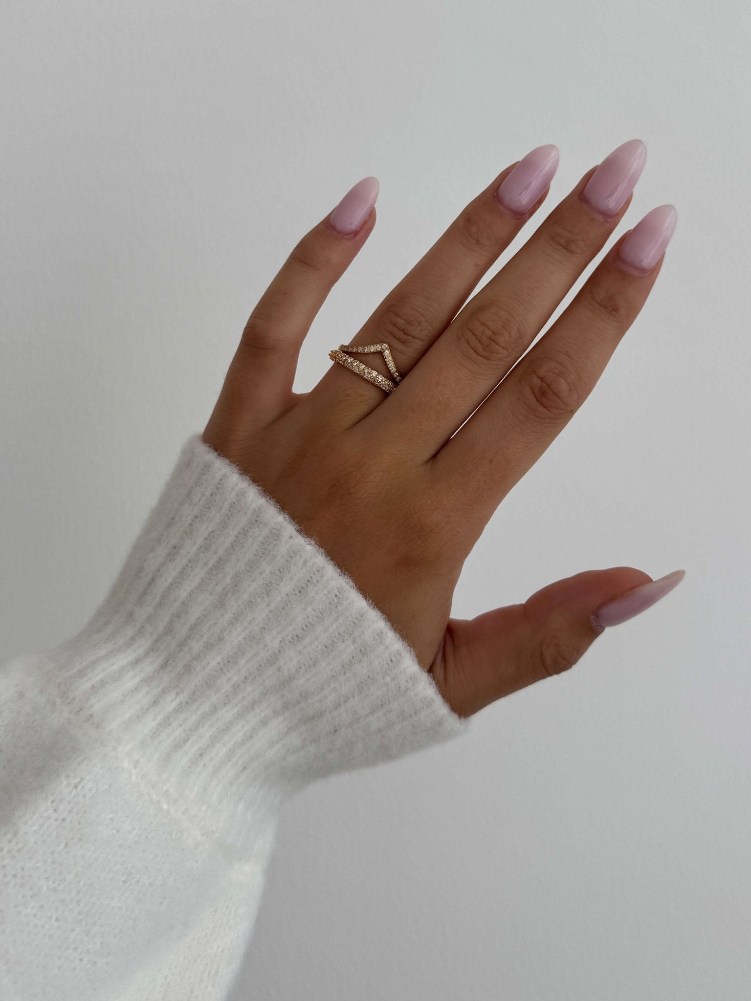 Zariah V-Cut Rhinestone Band Ring